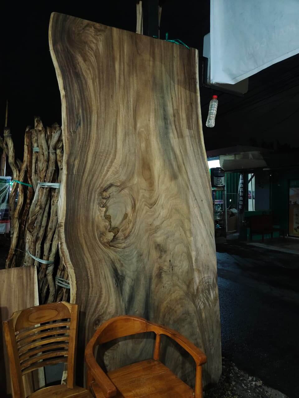 Natural Wood Planks 280 x 130 x 9 cm