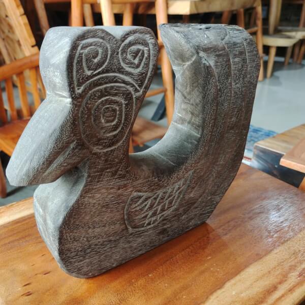 Primitive Bird Statue